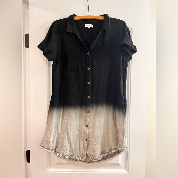 Umgee Dresses & Skirts - Umgee Black and White Button Up Dress   Size - S
